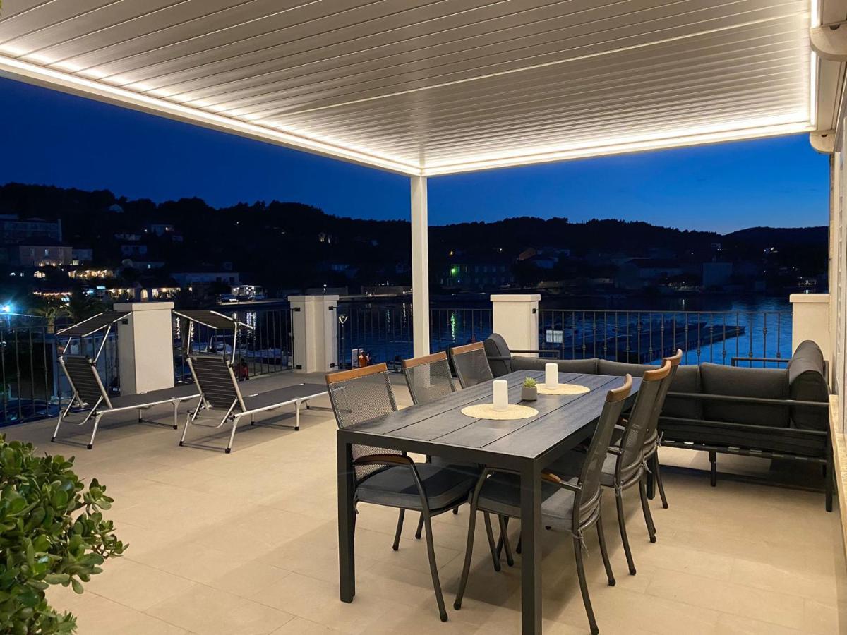 Apartments Barbaresko Lumbarda Eksteriør bilde