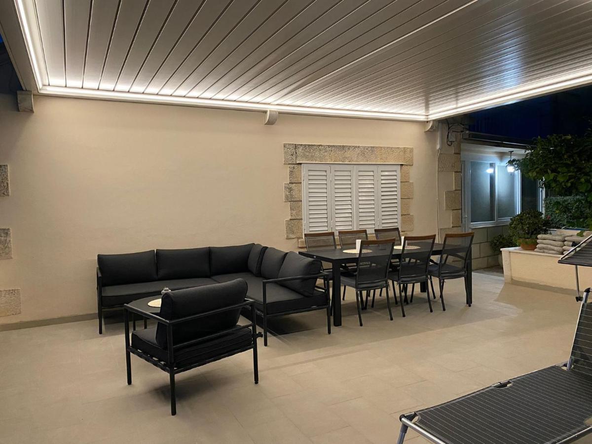 Apartments Barbaresko Lumbarda Eksteriør bilde