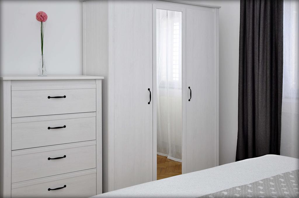 Apartments Barbaresko Lumbarda Eksteriør bilde